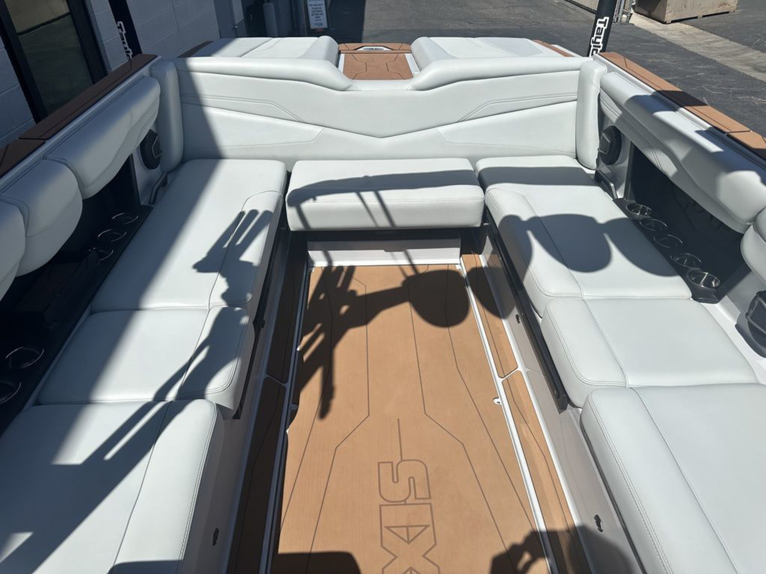 2024 Axis Wake Research T250