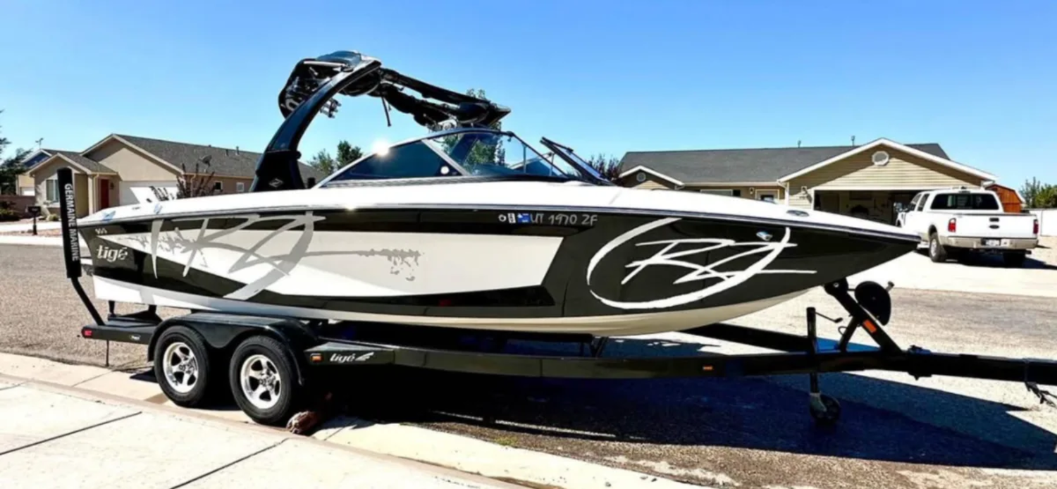 2009 Tige Boats RZ2