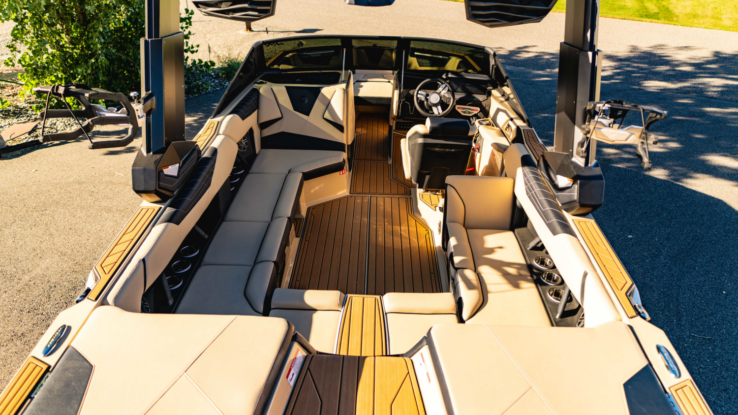2026 Nautique S23