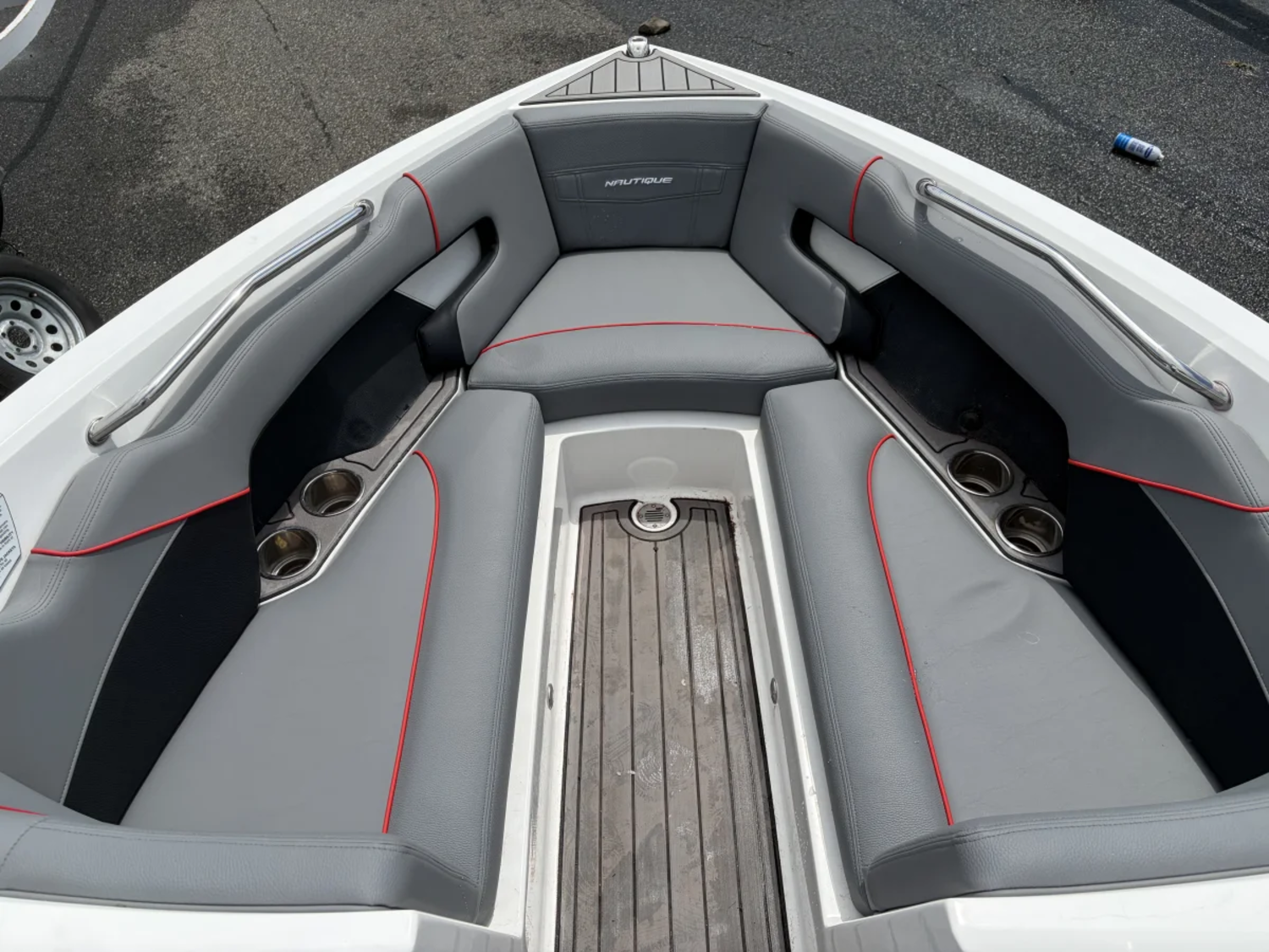 2020 Nautique 230