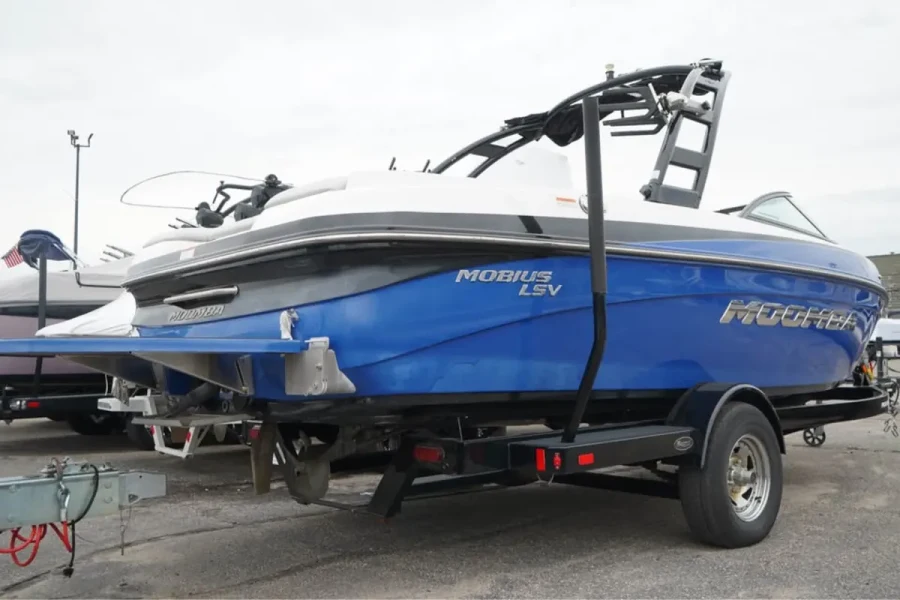 2014 Moomba Boats Mobius LSV for sale in Waterford, Michigan