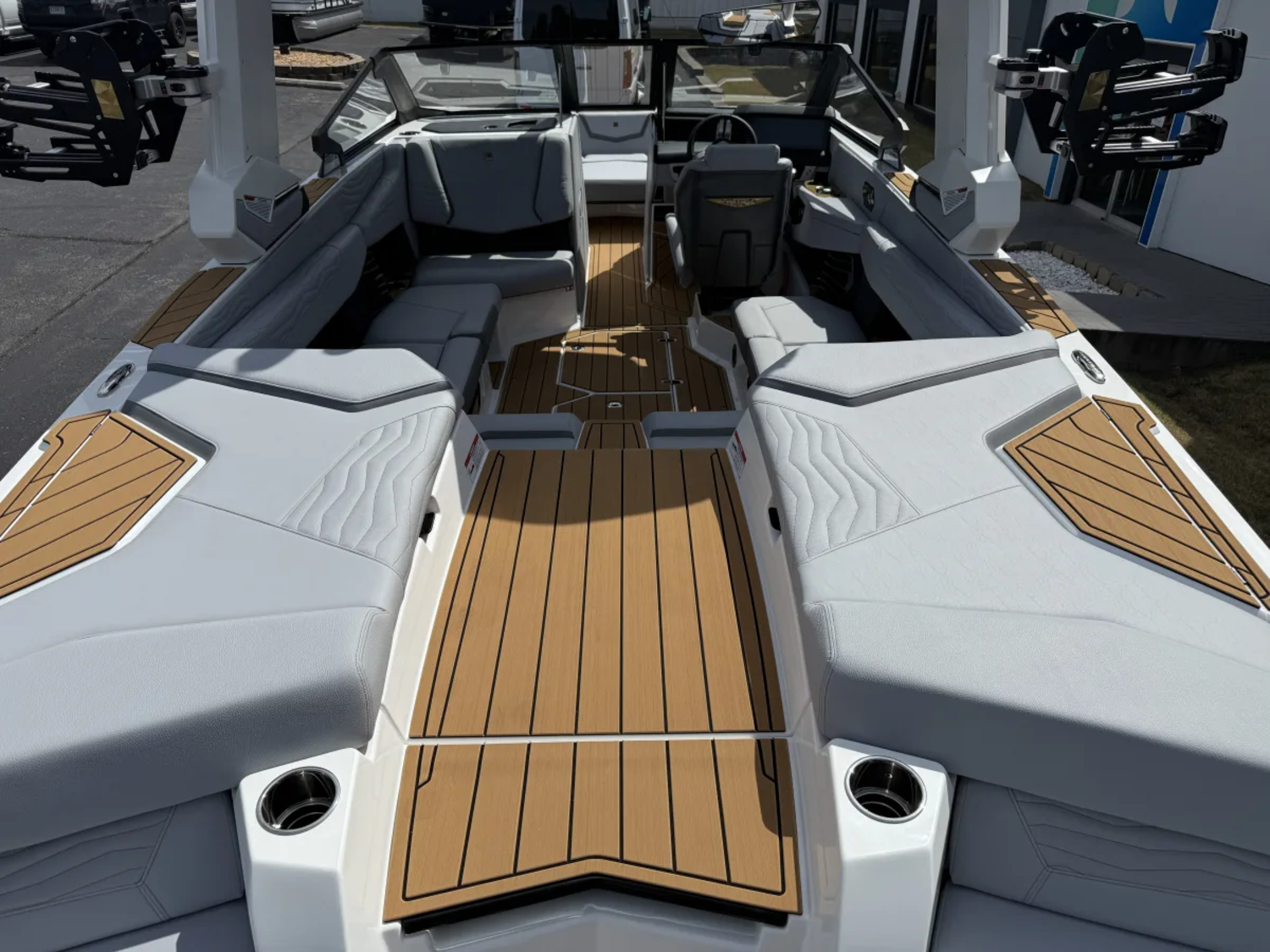 2026 Super Air Nautique G23