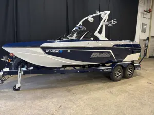 2022 Malibu Boats Wakesetter VTX for sale in Green Lake, Wisconsin