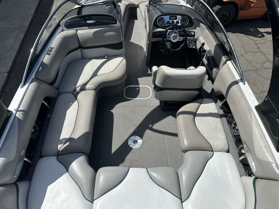 2006 Malibu Boats Wakesetter VLX for sale in Nampa, Idaho