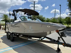 2026-mastercraft-nxt22-130410-image4