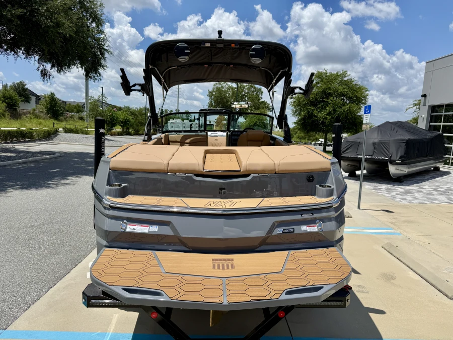 2026-mastercraft-nxt22-130410-image7