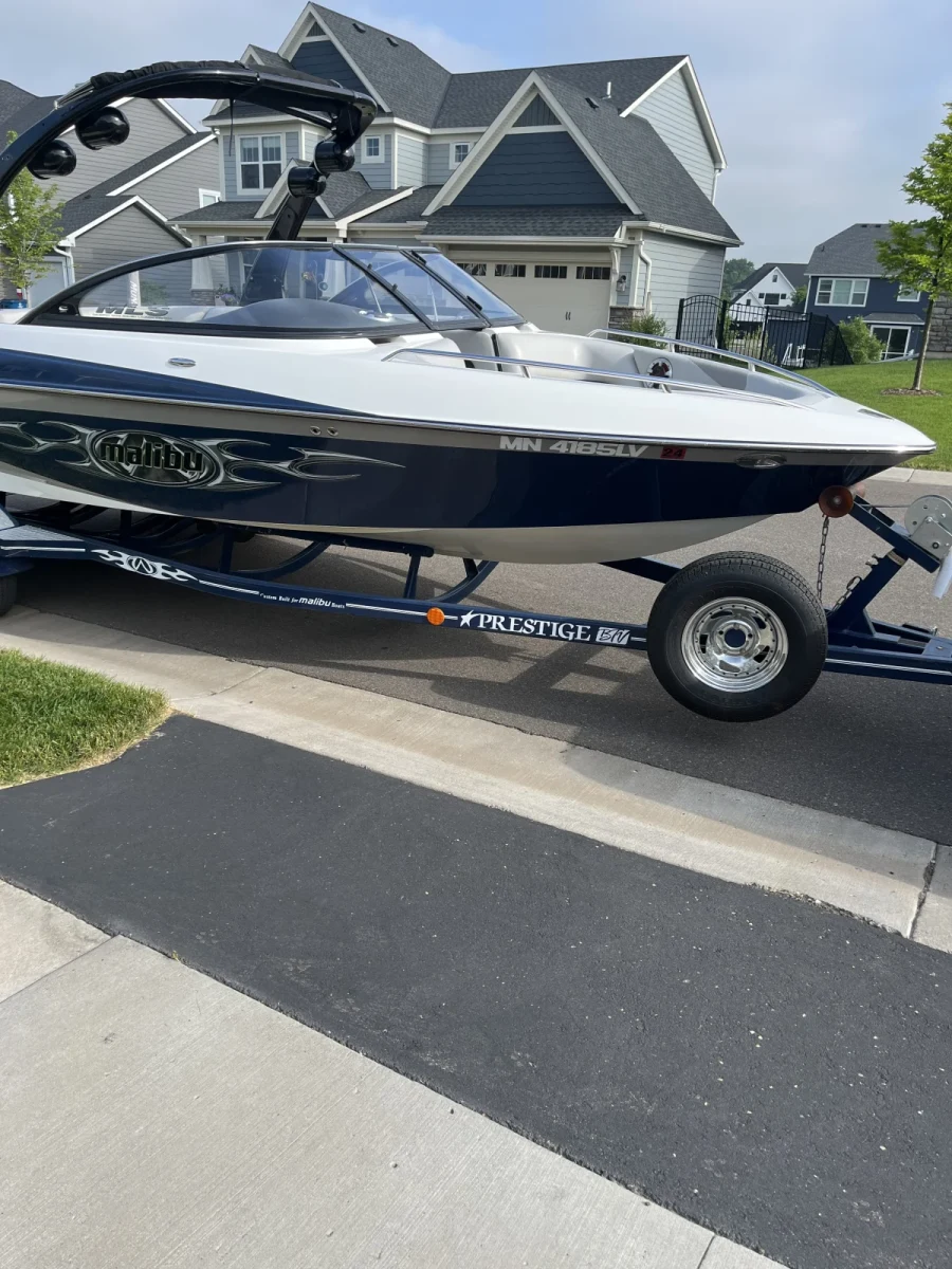 2004 Malibu Boats Wakesetter 23 LSV for sale in Maple Grove, Minnesota