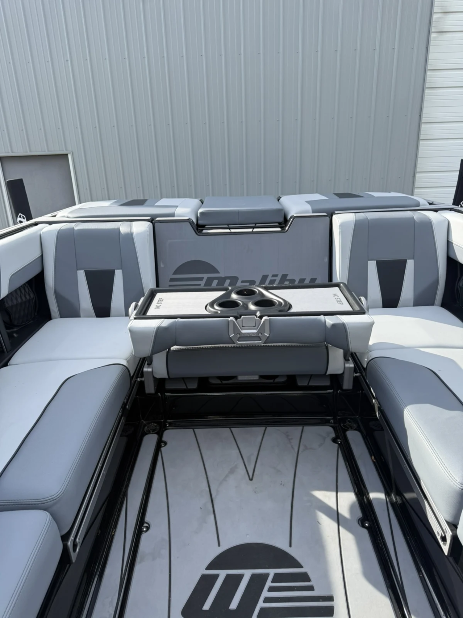 2023 Malibu Boats Wakesetter 23 LSV