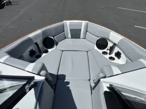 2026-malibu-wakesetter-23-lsv-127985-image12