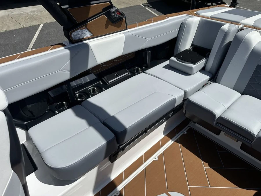 2026-malibu-wakesetter-23-lsv-127985-image15