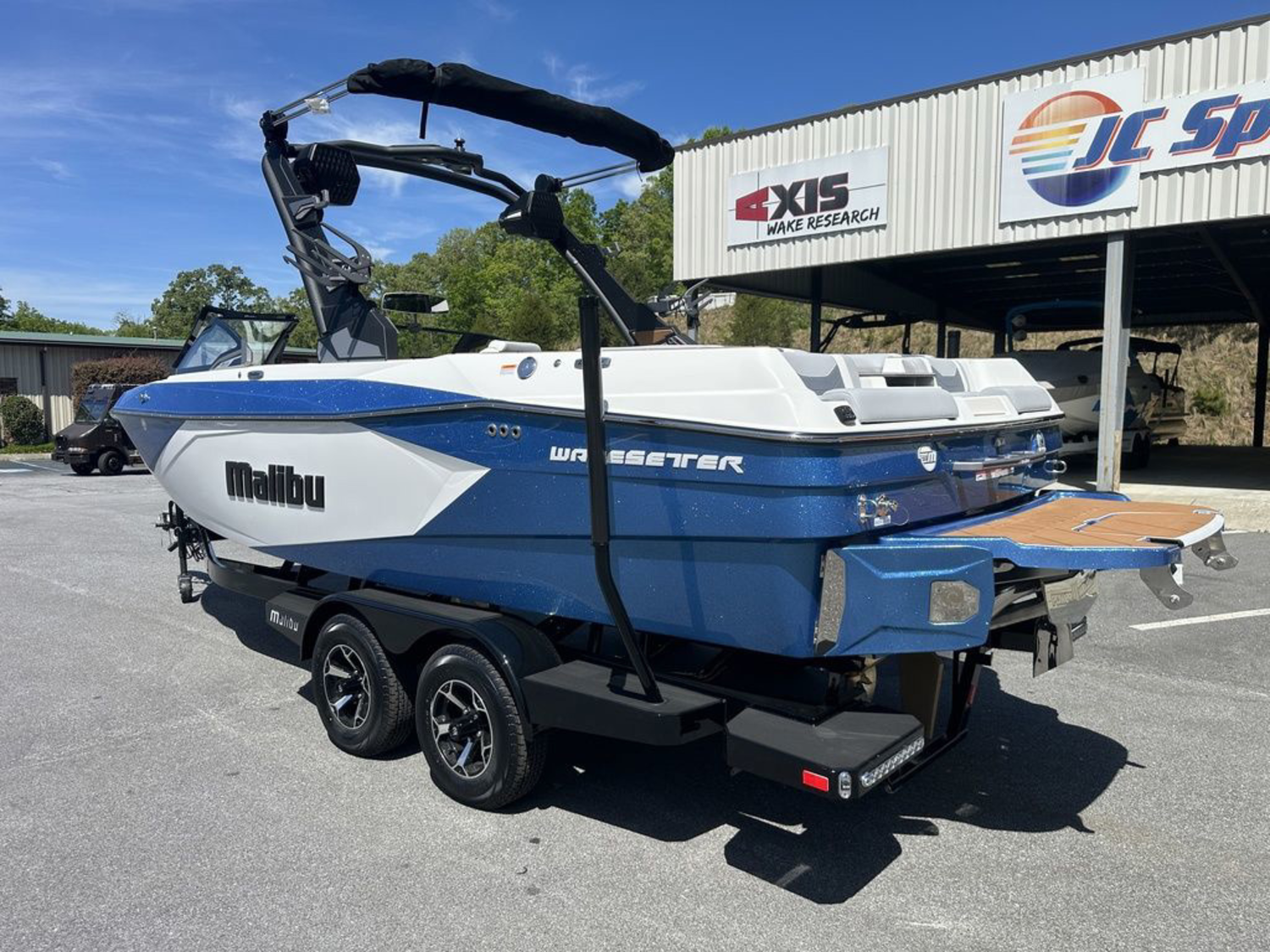 2026 Malibu Boats 23 LSV
