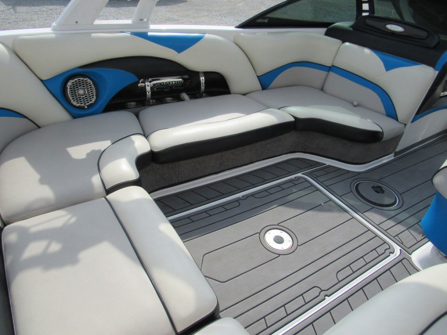 2013 Malibu Boats Wakesetter VLX for sale in Atlanta, Indiana