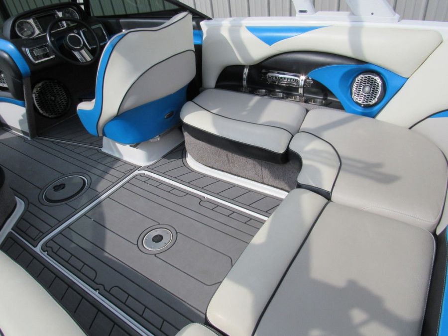 2013 Malibu Boats Wakesetter VLX for sale in Atlanta, Indiana