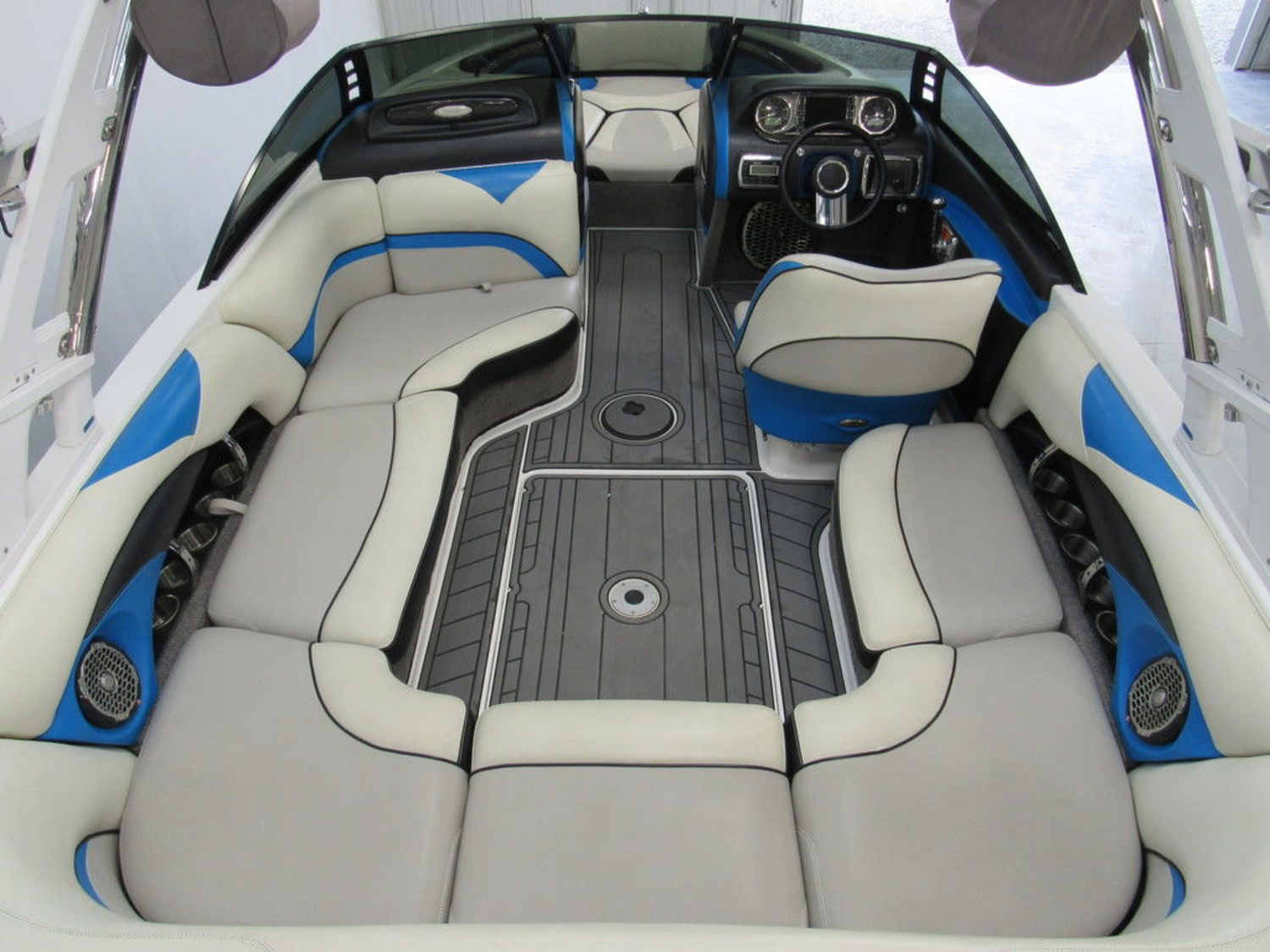 2013 Malibu Boats Wakesetter 21 VLX