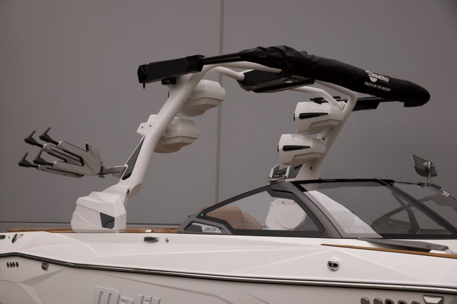 2026 Malibu Boats 23 LSV