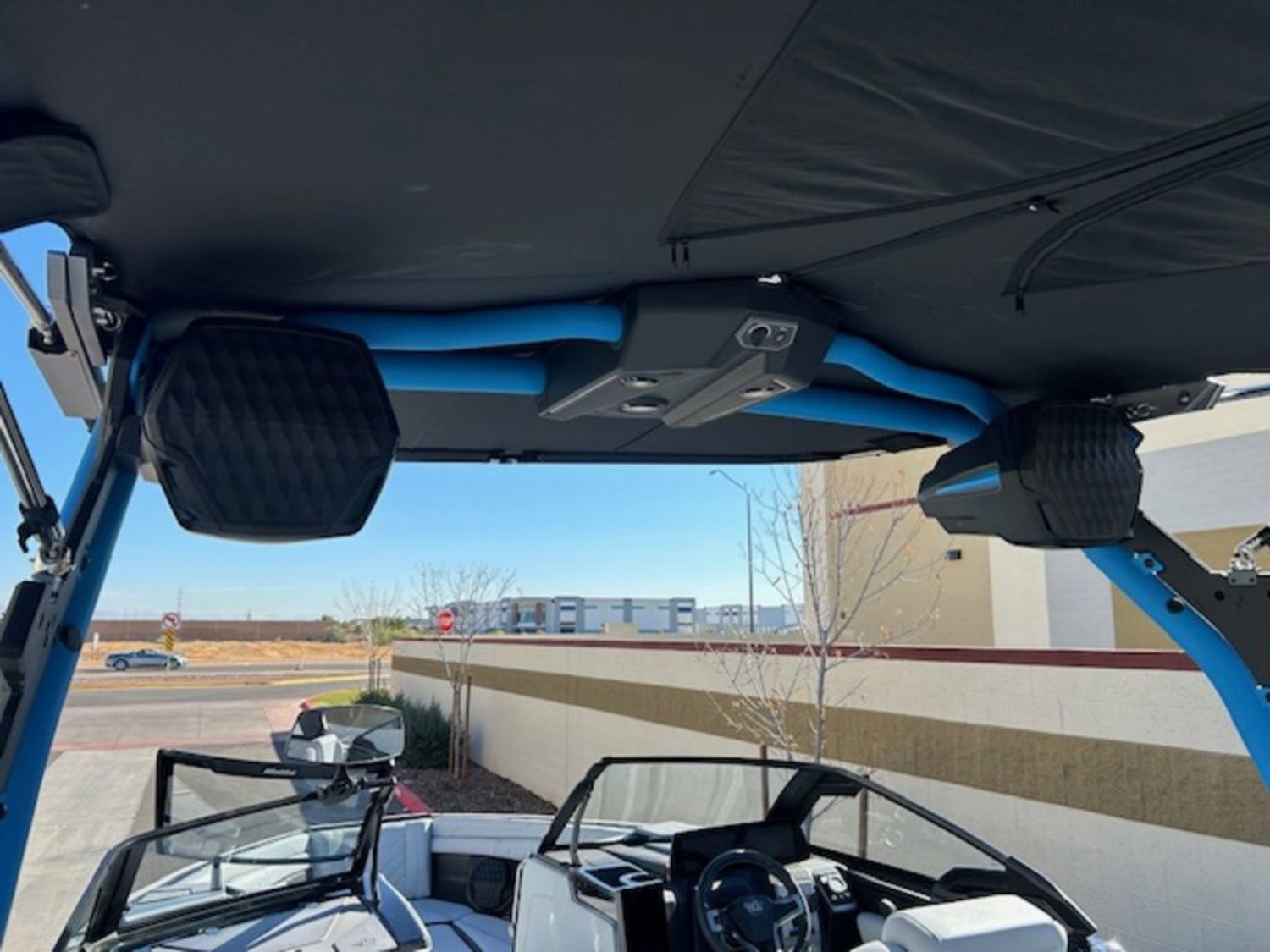 2025 Malibu Boats 25 LSV