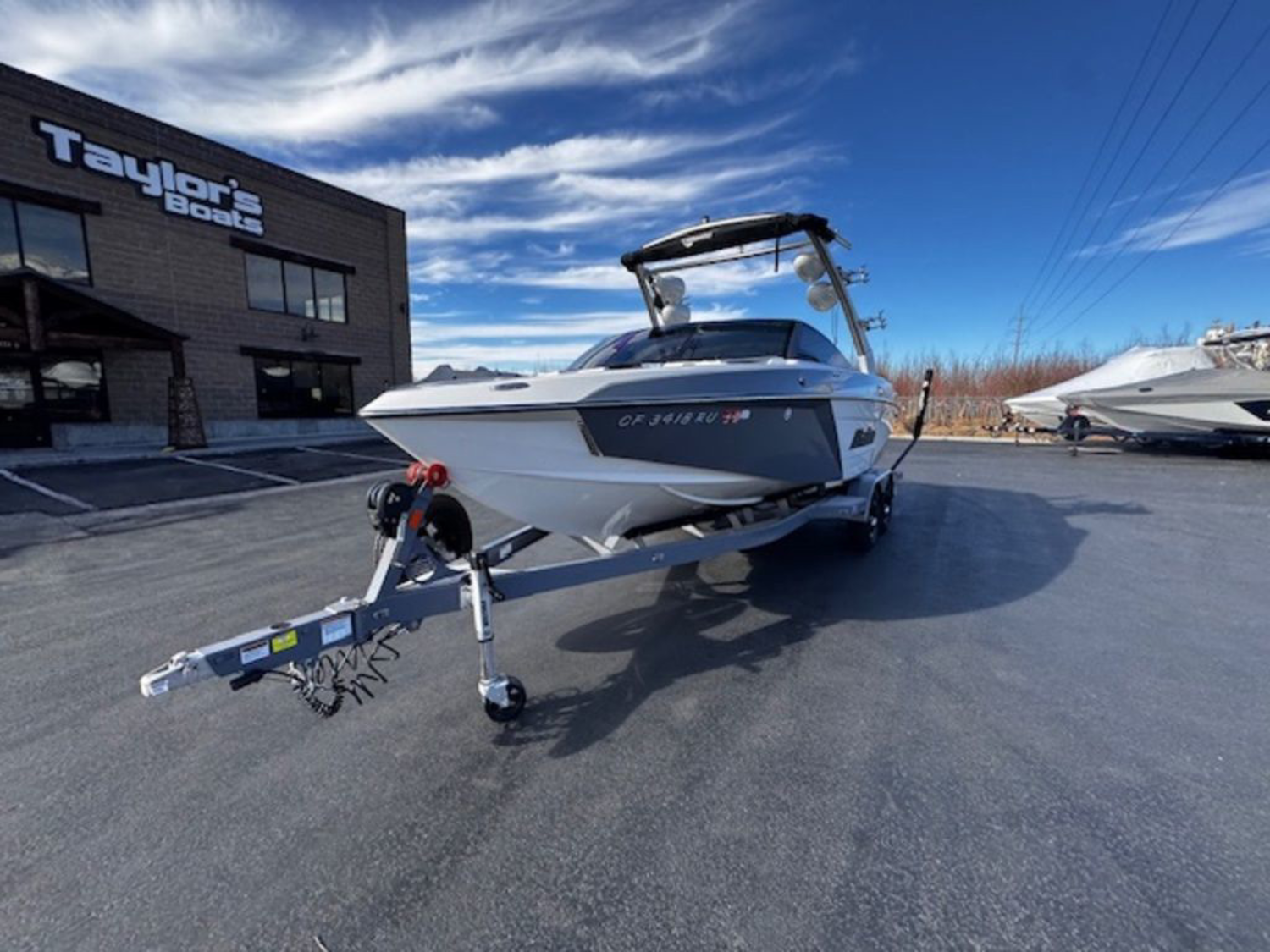 2019 Malibu Boats 23 LSV