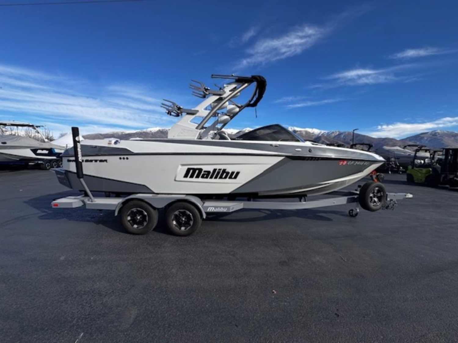 2019 Malibu Boats 23 LSV