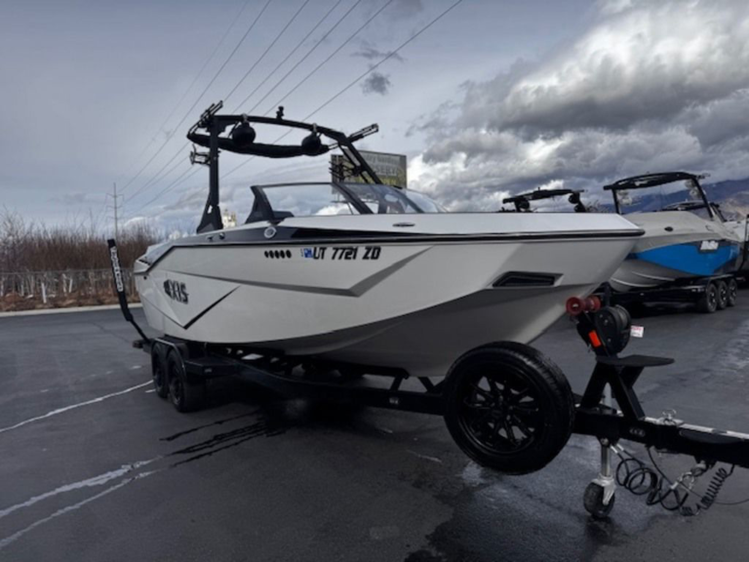 2023 Axis Wake Research T250