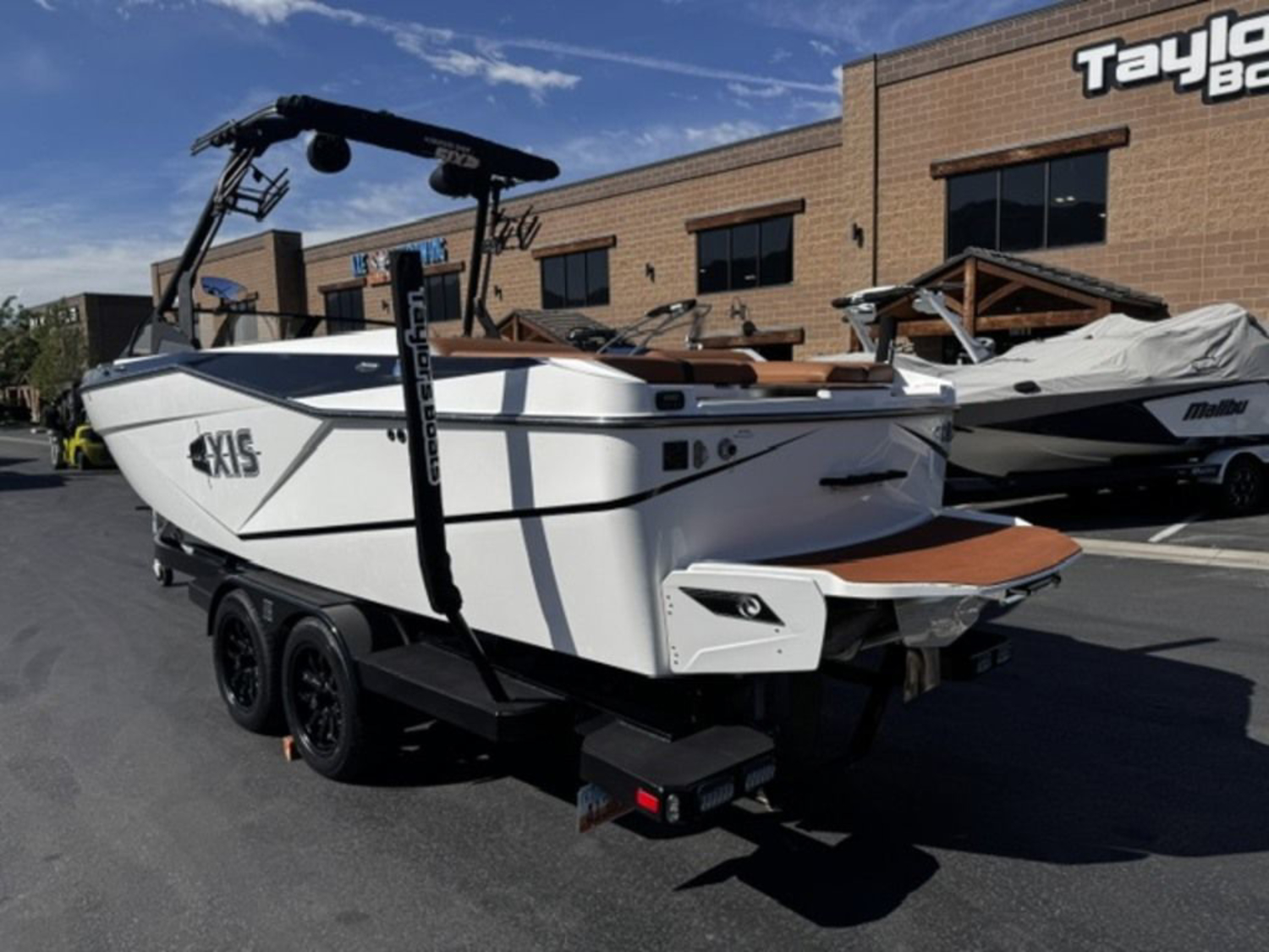 2023 Axis Wake Research T250