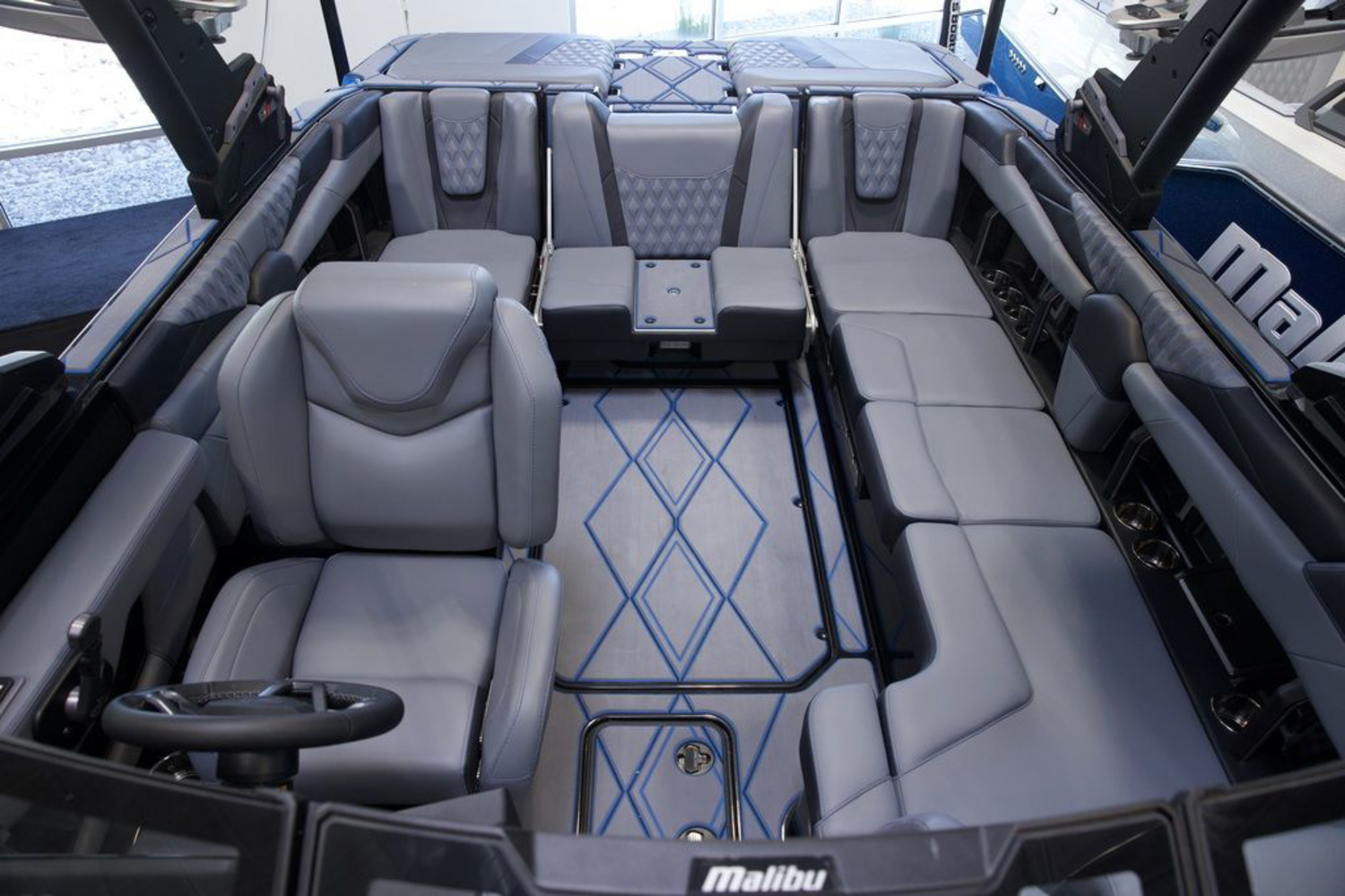 2025 Malibu Boats M230