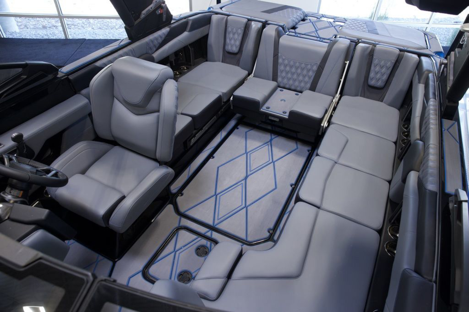 2025 Malibu Boats M230