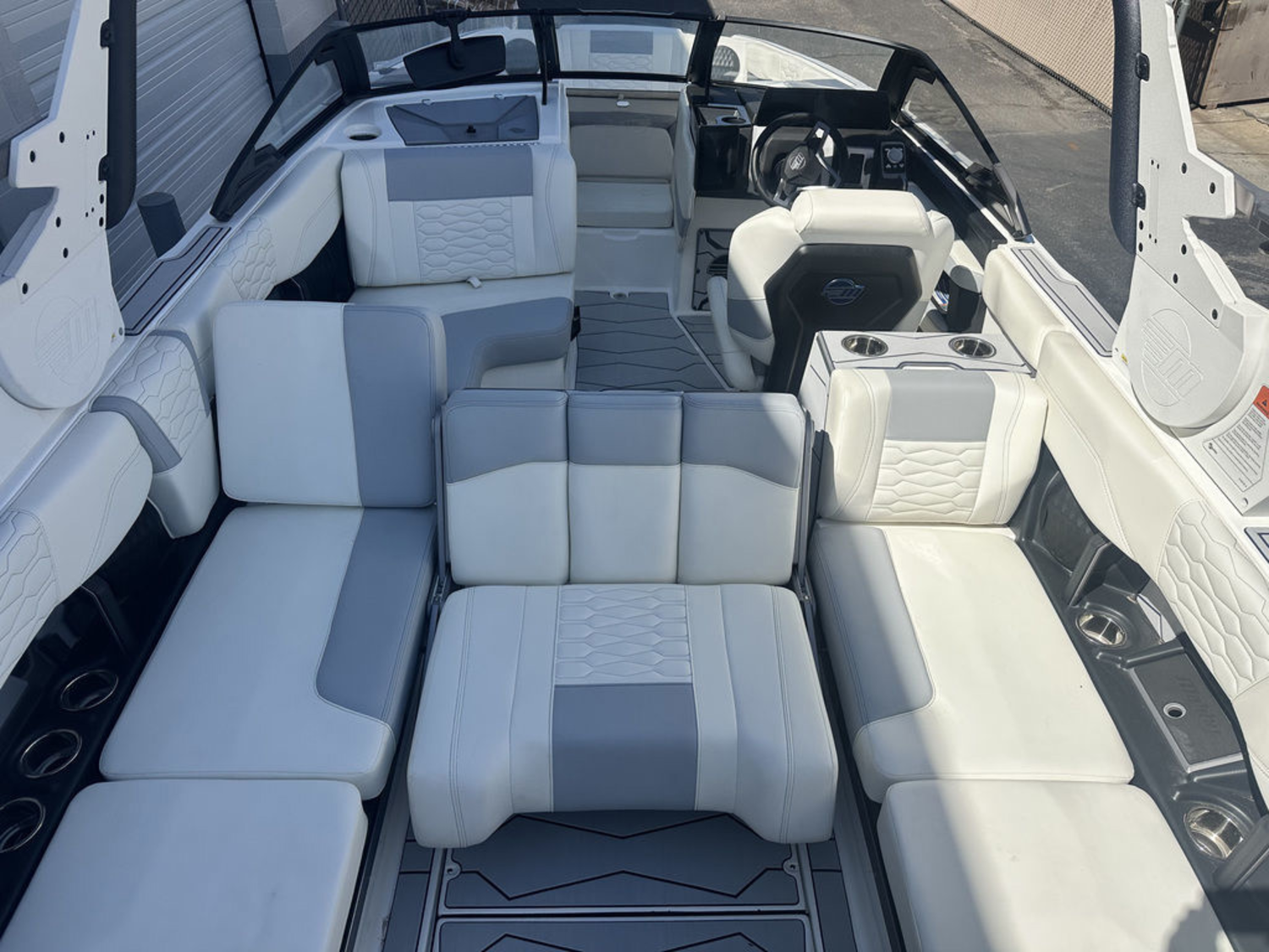 2025 Malibu Boats 24 MXZ