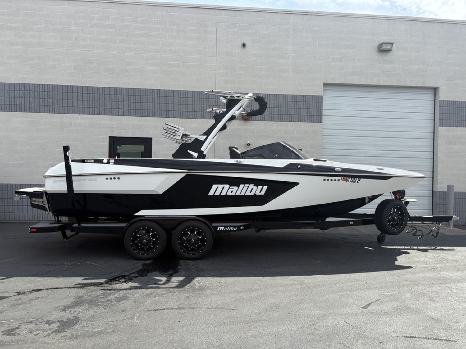 2022 Malibu Boats 24 MXZ