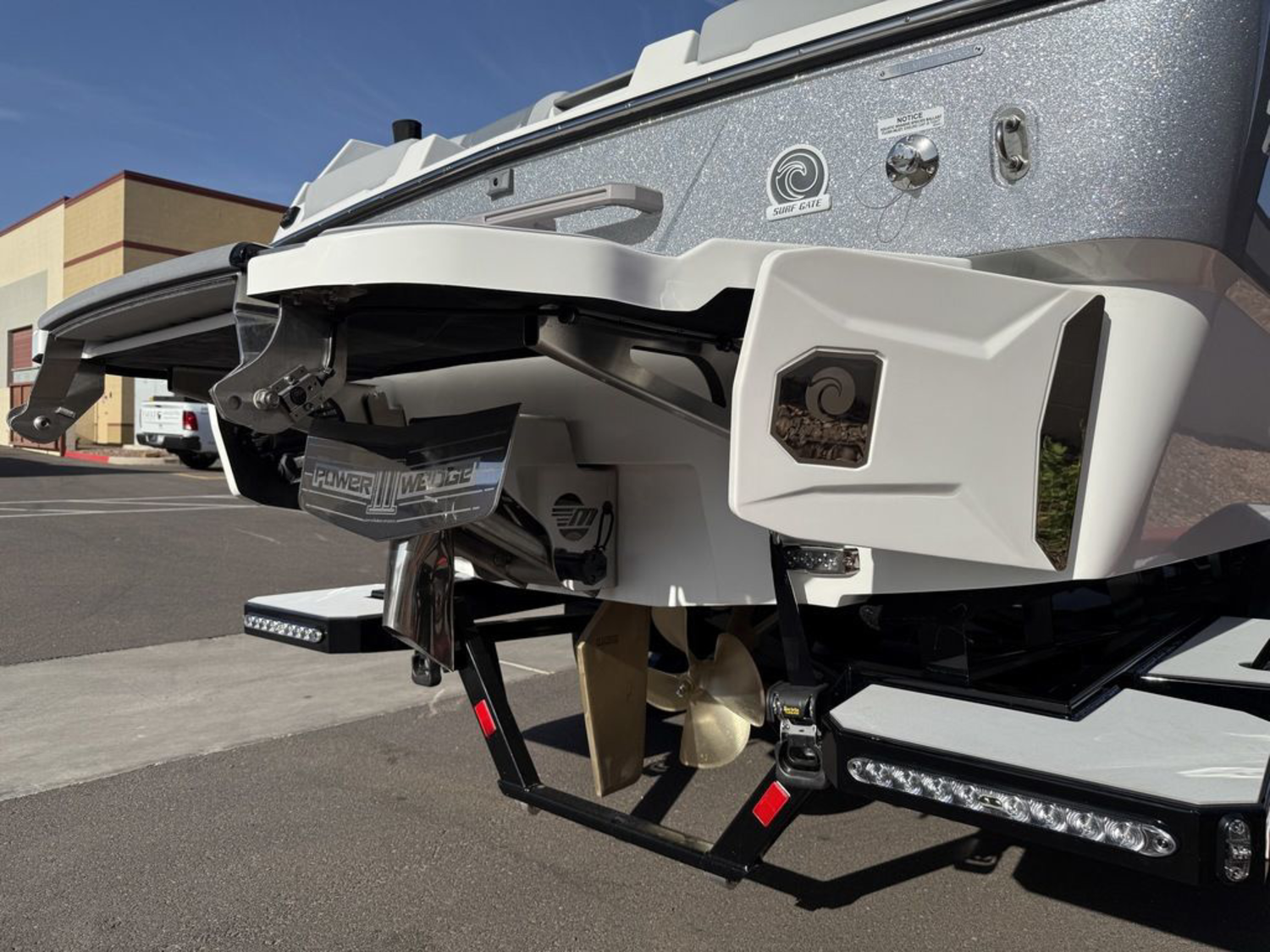 2025 Malibu Boats 25 LSV