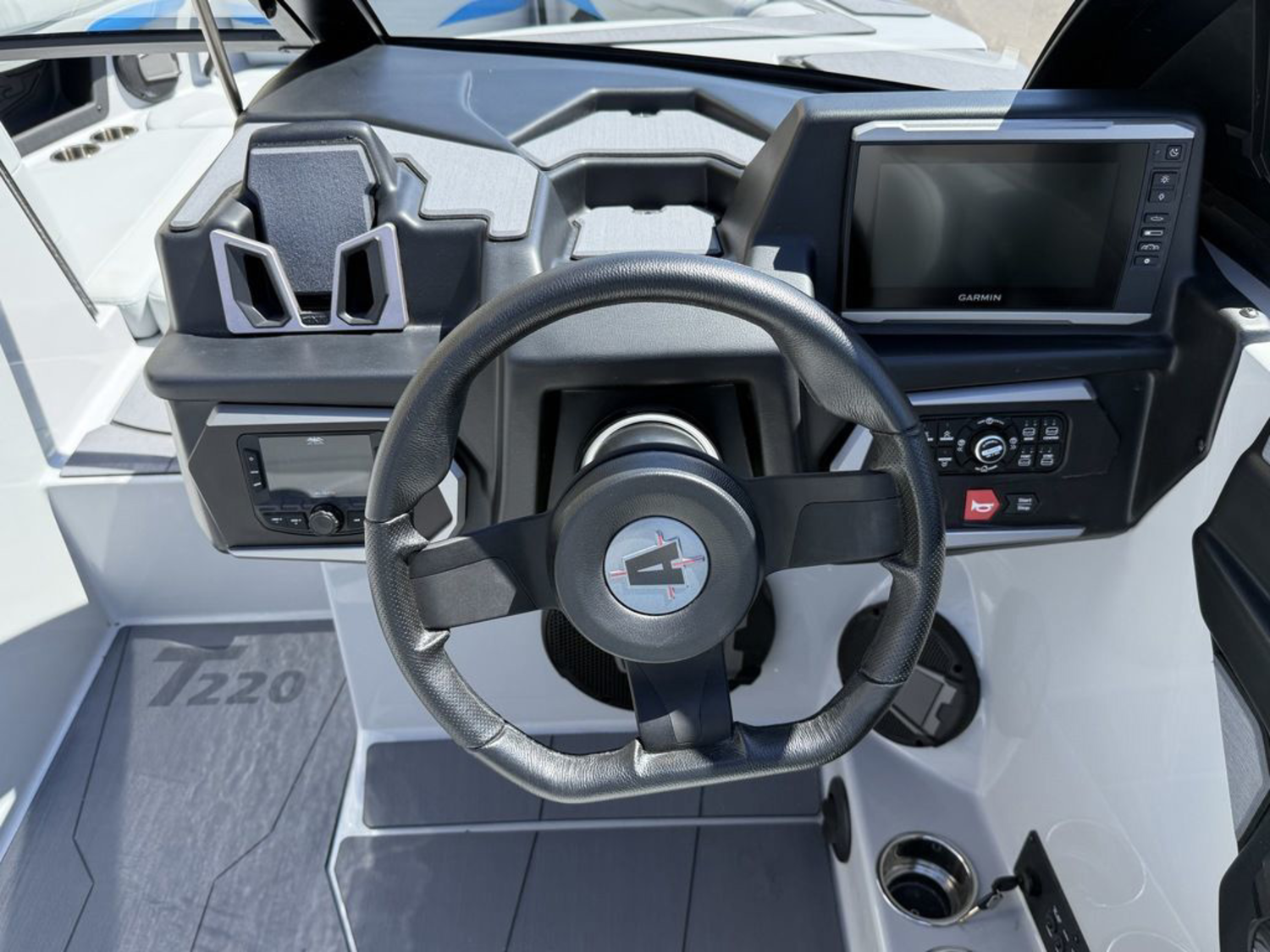 2025 Axis Wake Research T220
