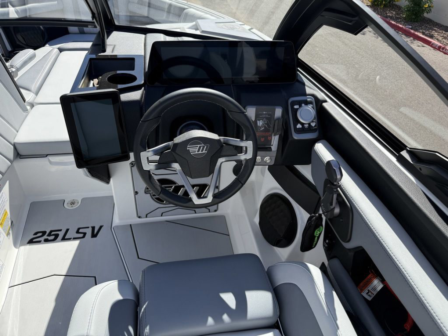 2025 Malibu Boats Wakesetter 25 LSV for sale in Gilbert, Arizona