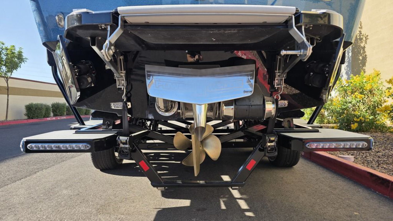 2026 Malibu Boats 25 LSV