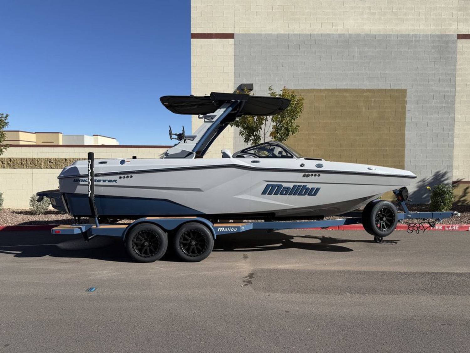 2026 Malibu Boats 23 MXZ
