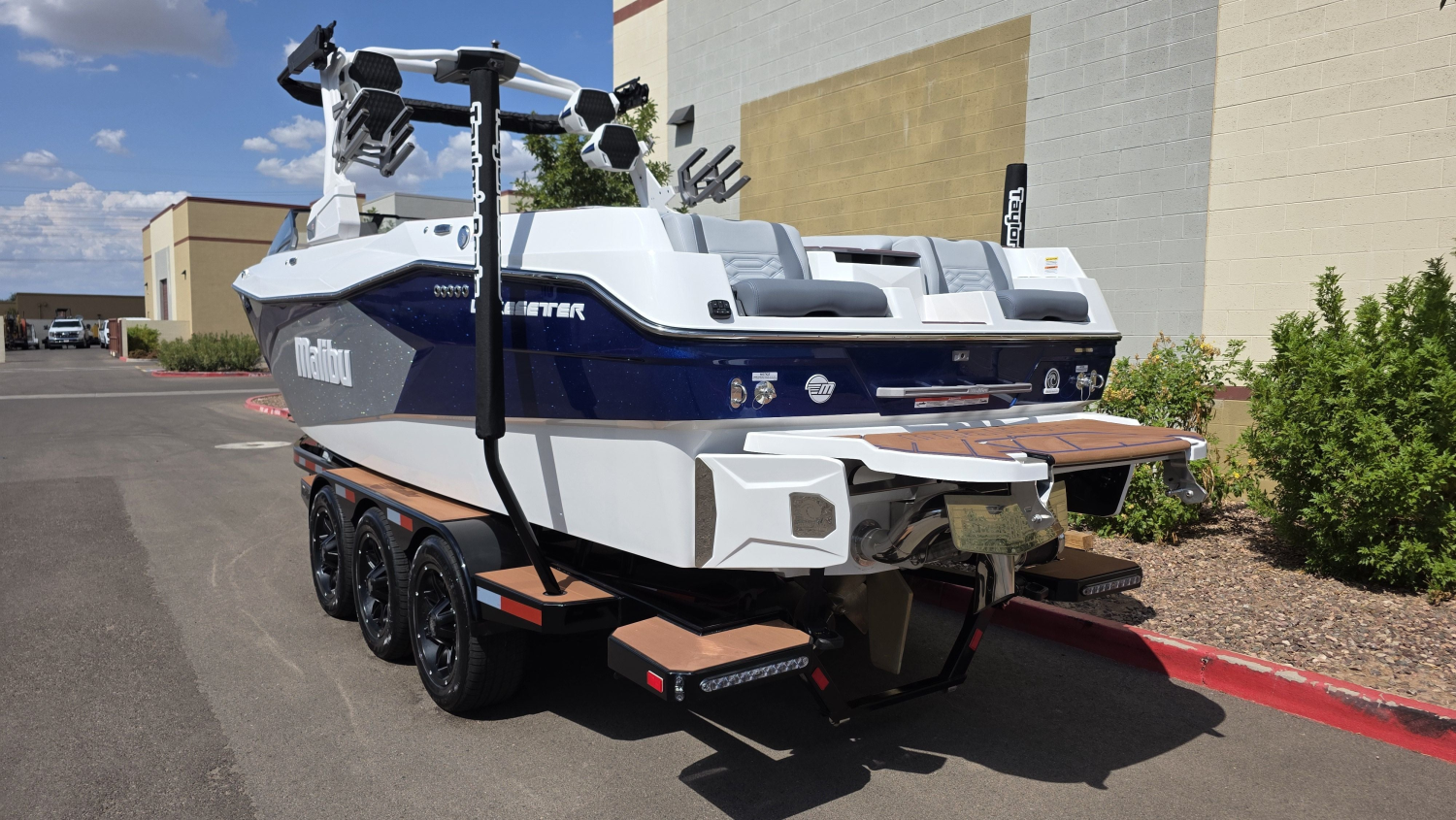 2026 Malibu Boats 26 LSV
