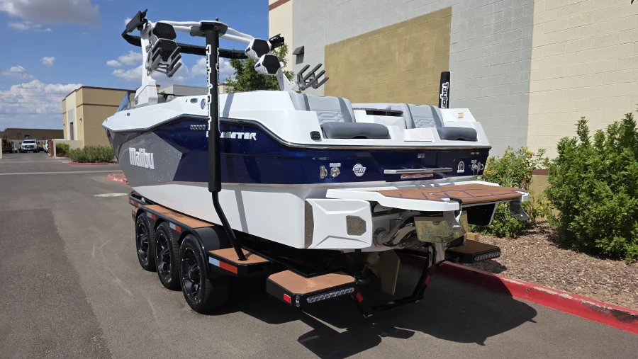 2026-malibu-wakesetter-26-lsv-128071-image3