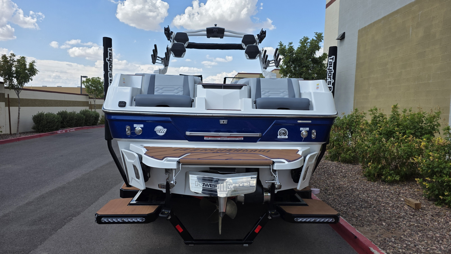 2026 Malibu Boats 26 LSV