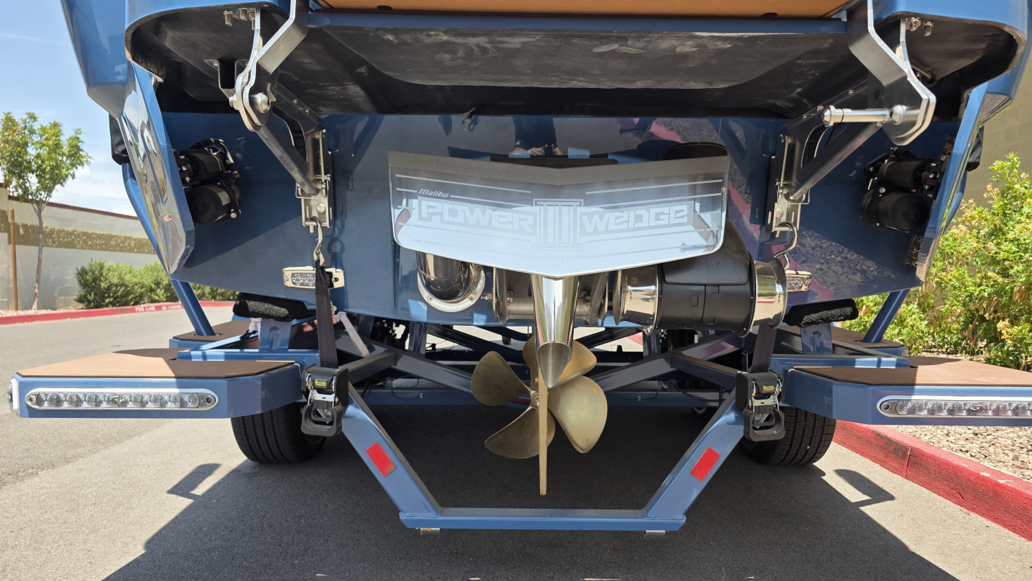 2026 Malibu Boats 25 LSV