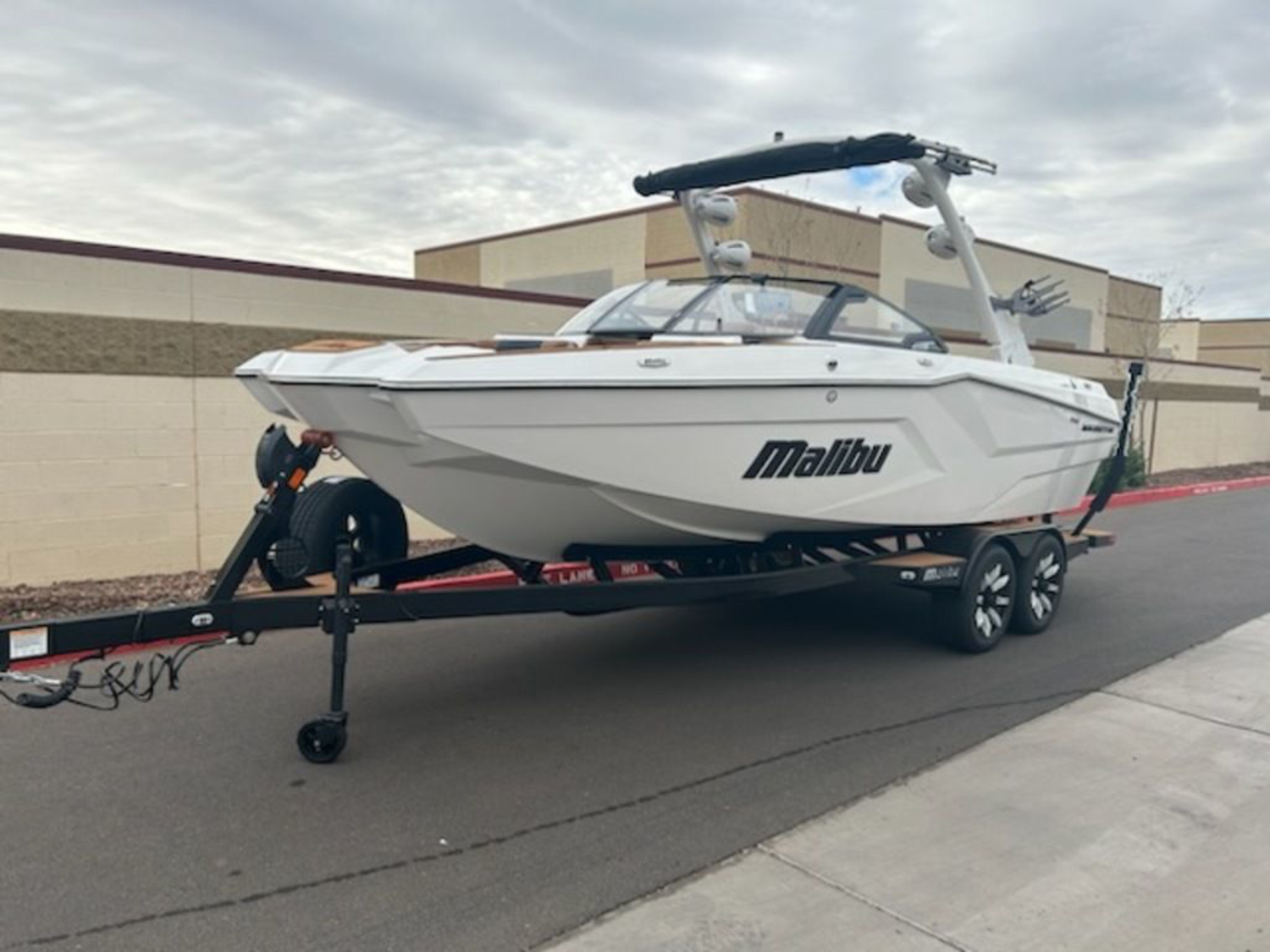 2025 Malibu Boats 22 MXZ