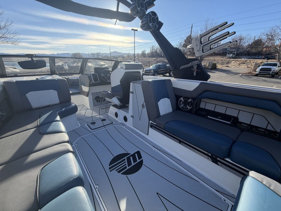 2021 Malibu Boats Wakesetter 25 LSV for sale in Littleton, Colorado