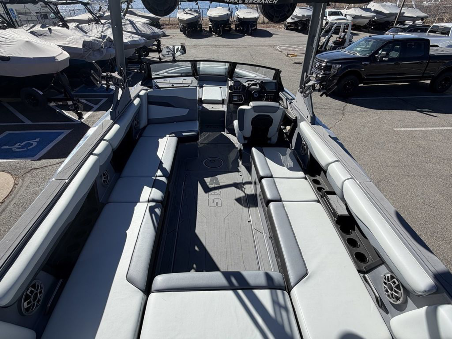 2023 Axis Wake Research T250