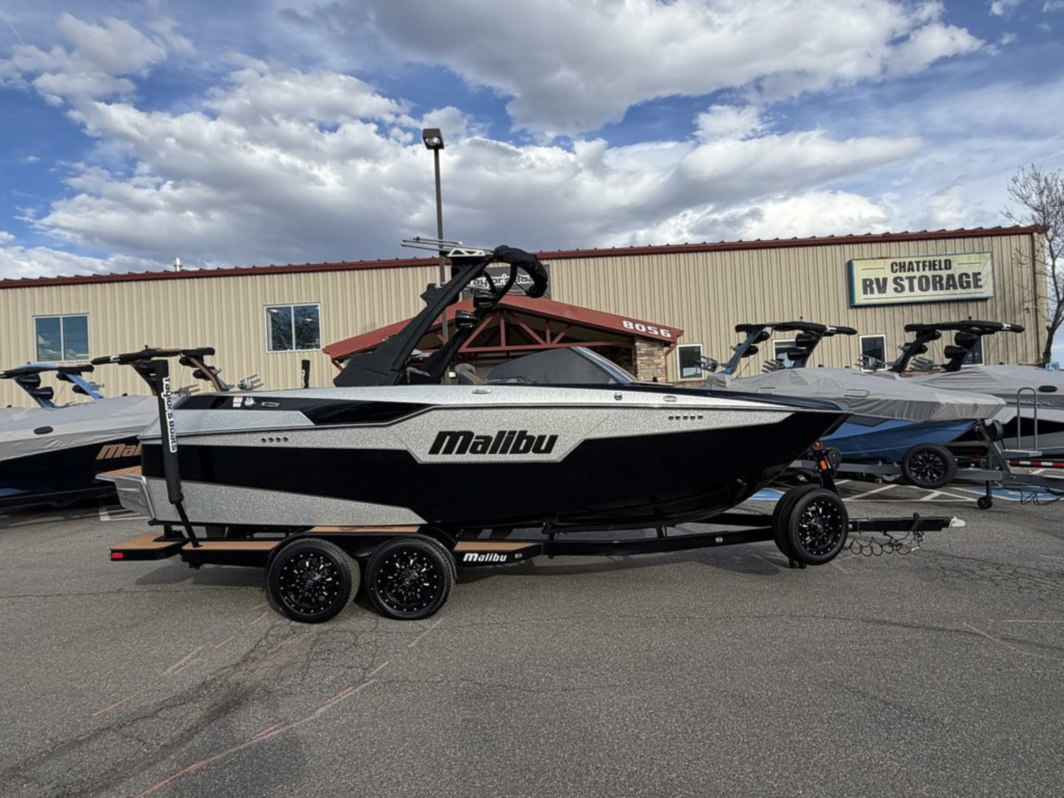 2021 Malibu Boats M220