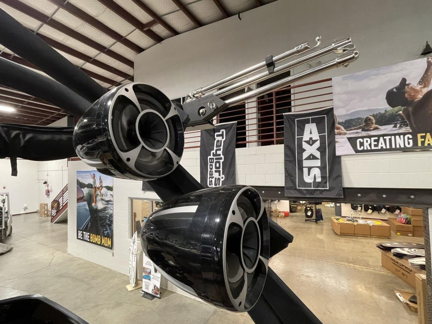 2021 Malibu Boats M220