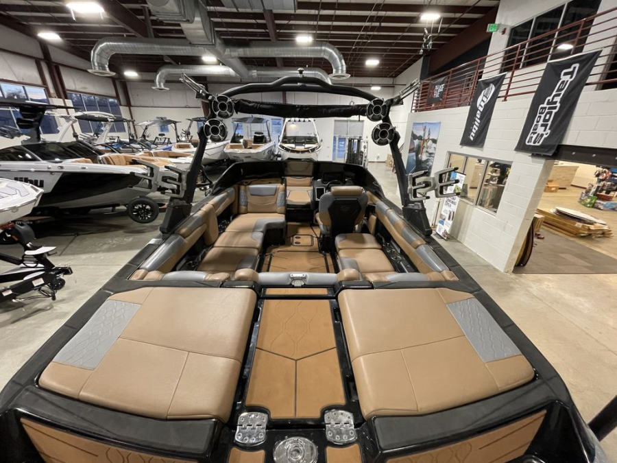 2021 Malibu Boats M220 for sale in Littleton, Colorado