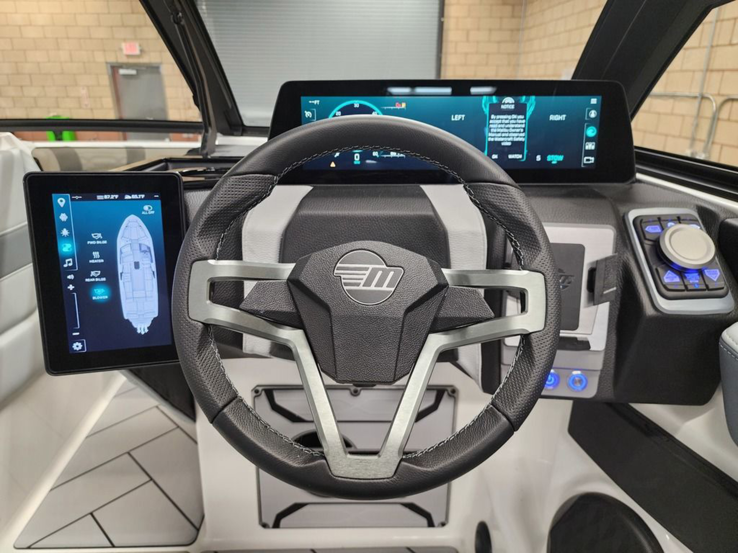 2025 Malibu Boats 26 LSV