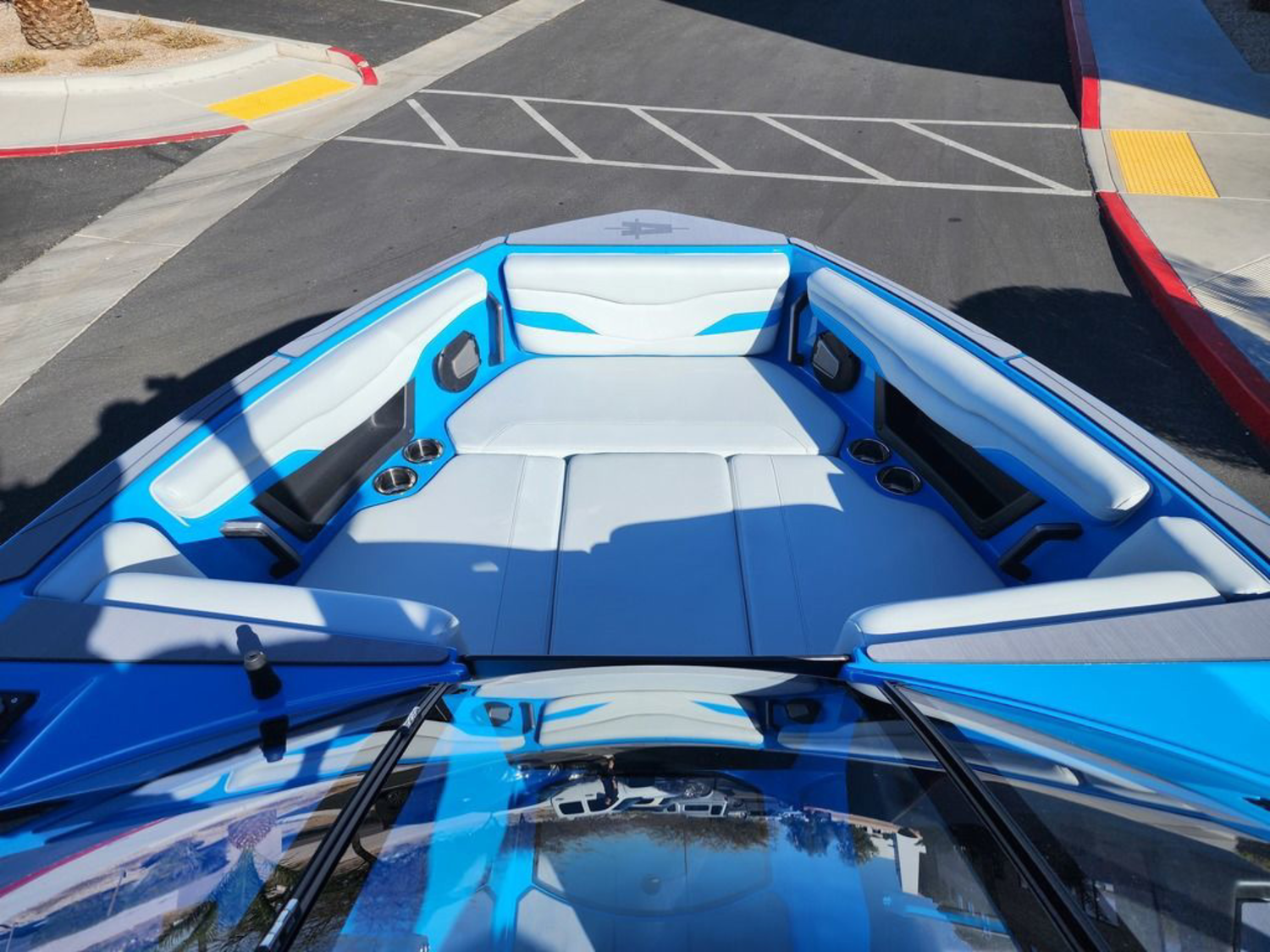 2026 Axis Wake Research T235