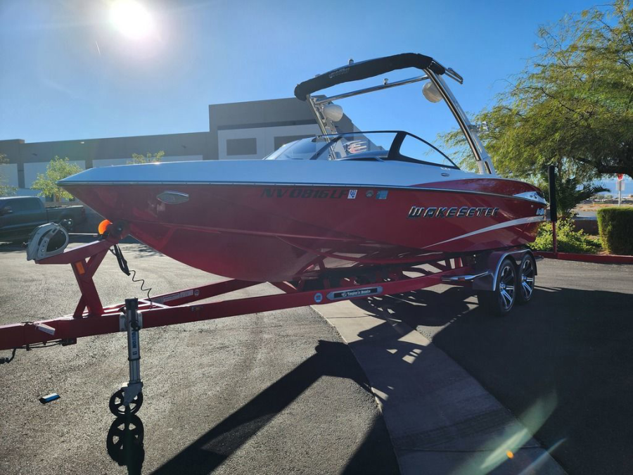 2014 Malibu Boats Wakesetter 247 LSV for sale in Las Vegas, Nevada