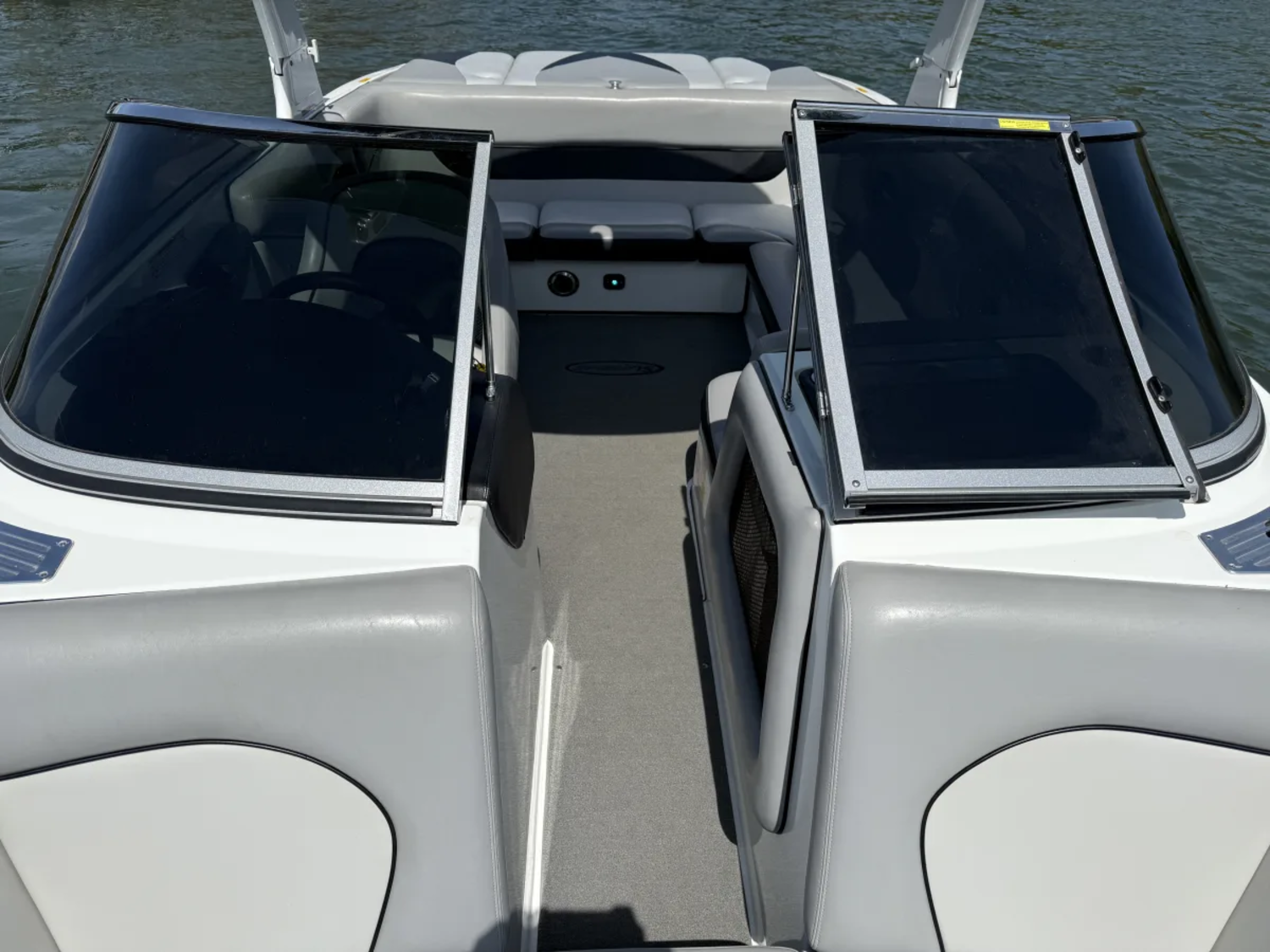 2014 Supreme Boats V226 for sale in MOORESVILLE, North Carolina