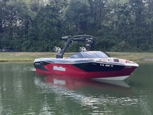 2023-malibu-wakesetter-26-lsv-128143-image2_211631.webp