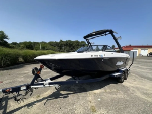 2020 Malibu Boats Wakesetter 23 LSV for sale in East Moriches, New York