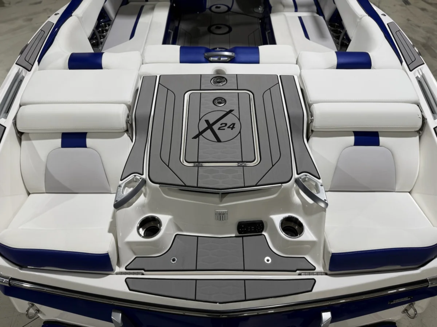 2020 Mastercraft X24